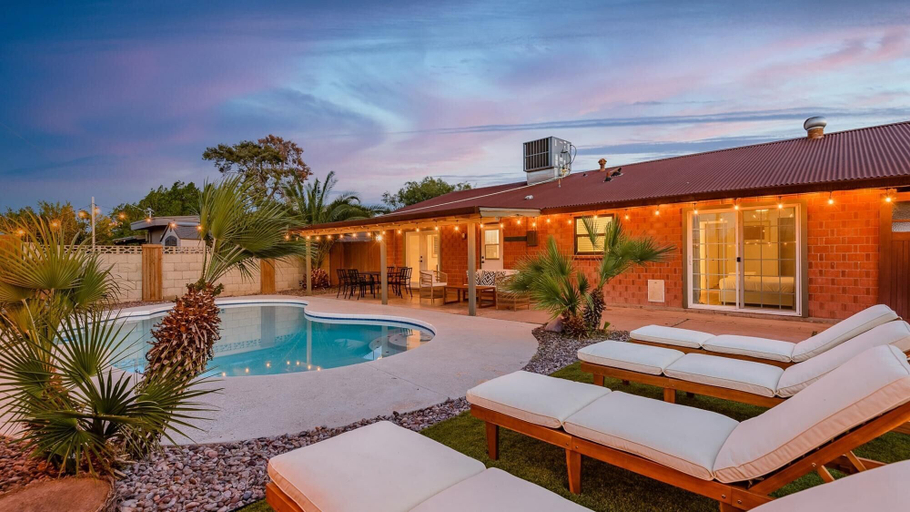 Sport & Beauty 1, Brand New Spacious Updated 5 min to OLD Town, Maricopa