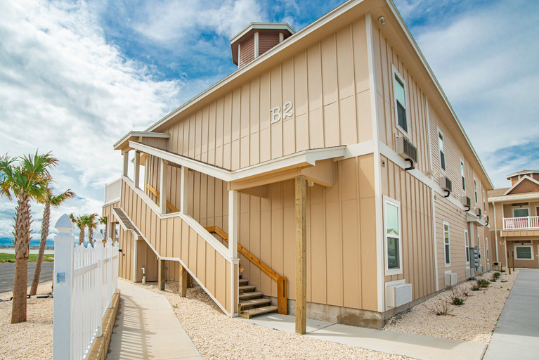 Exterior & Views 2, Absolute Beach, Nueces
