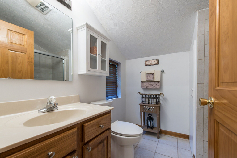 Bathroom 4, Chalet in the Smokies, Sevier