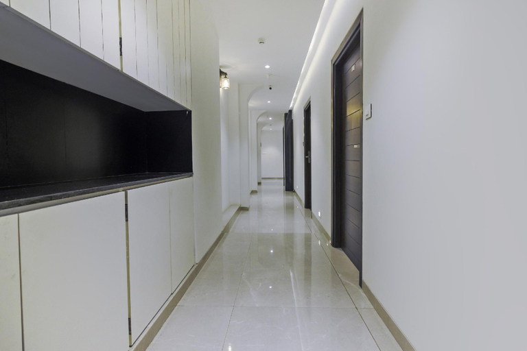 Public Area 2, Hotel Flora Suites, Mumbai City