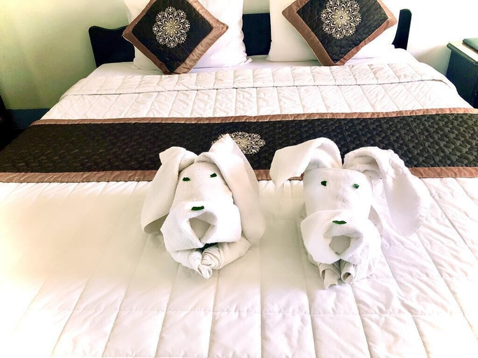 Bedroom 3, Mekong Hotel, Thakhek