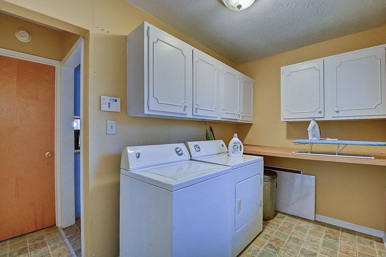 Others 4, Amazing 3BR/2BA home! Steps to Fountain Square!, Indianapolis