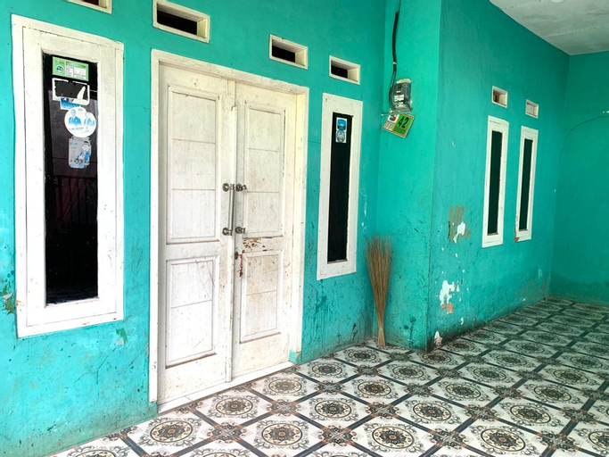 Public Area 1, Eneng Home by Saung Eling Bogor, Bogor