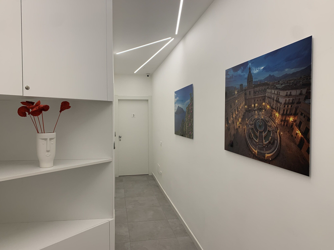 Public Area, Suite del Ponte Normanno Vespro, Palermo