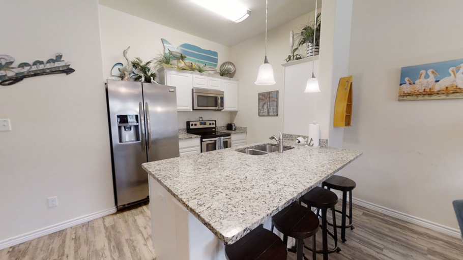 Others 5, Augie's Escape-14911, Nueces