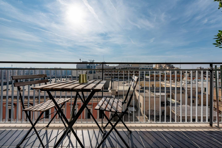 Others 5, Appartamento Cavour, Bari