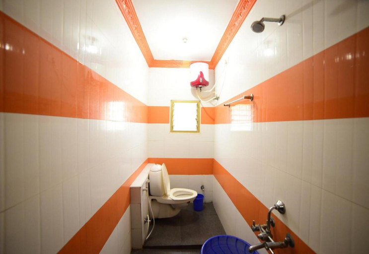Bathroom, Hotel MCM Towers, Ramanathapuram