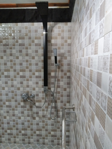 Bathroom 5, Arjuna Homestay, Kulon Progo
