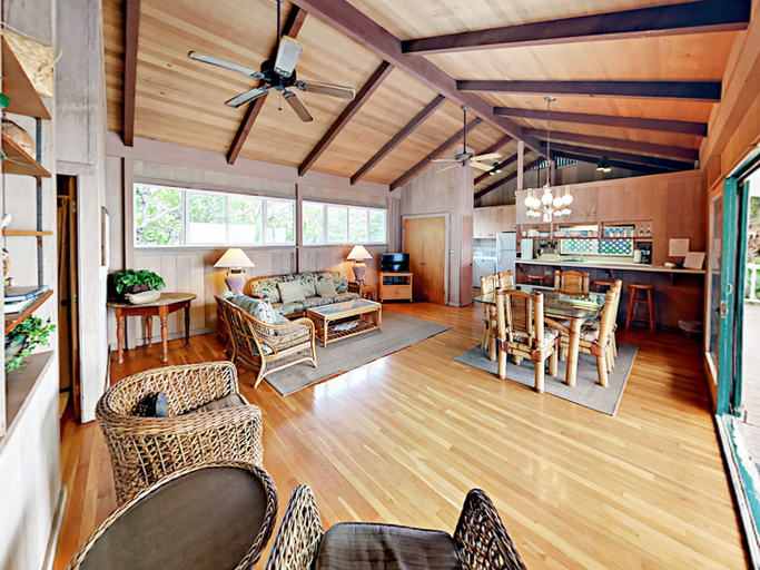 Food & Drinks, Oceanfront 3br, Breathtaking Views 3 Bedroom Home, Hawaii