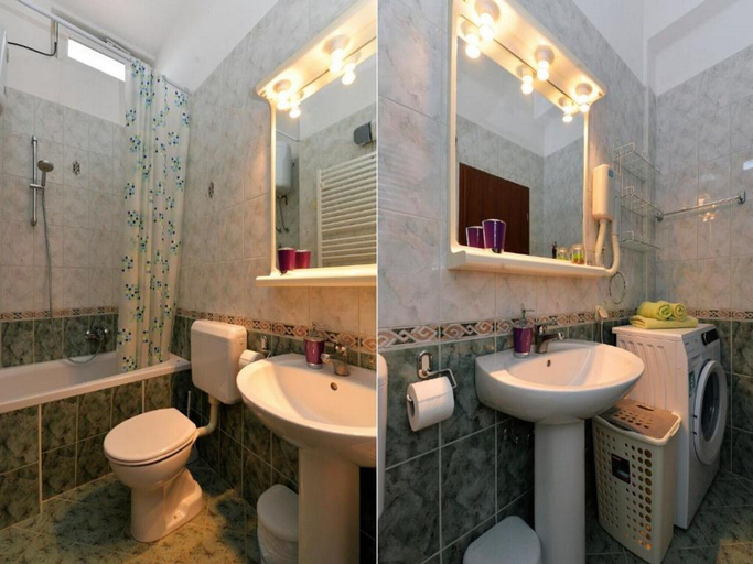 Bathroom 4, Apartments Divna, Murter