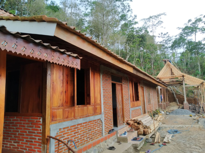 Exterior & Views, Arjuna Homestay, Kulon Progo