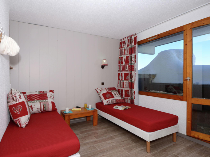 Bedroom 4, Slopeside Stay in Meribel, Savoie