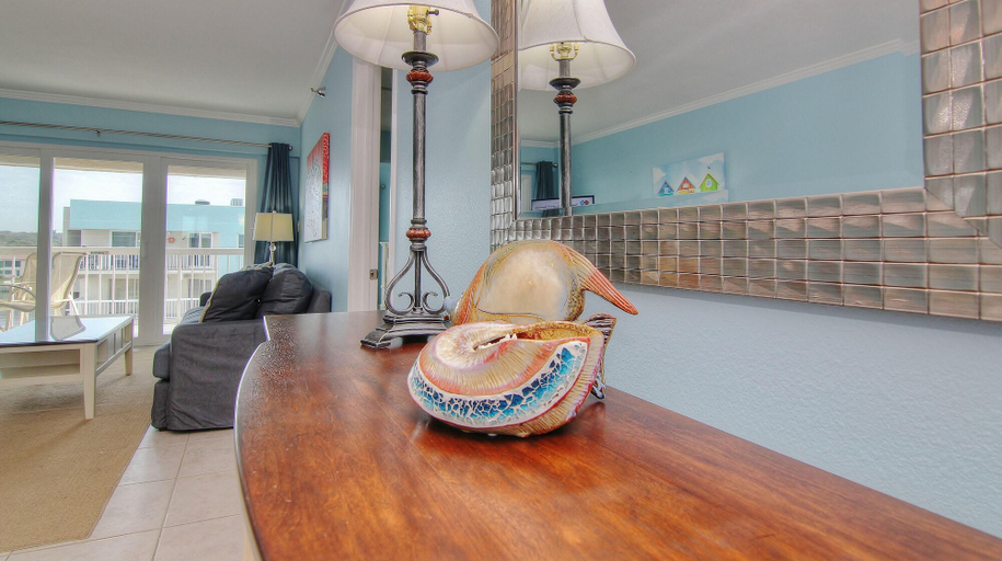 Public Area 3, Water View by Teeming Vacation Rentals, Pinellas