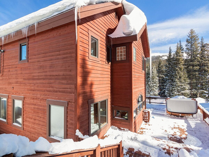 Exterior & Views 2, Alpine Vista, Summit