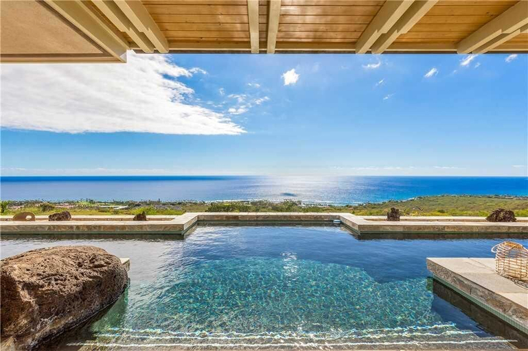 Sport & Beauty 1, Waterfall House 4 Bedroom Home, Hawaii