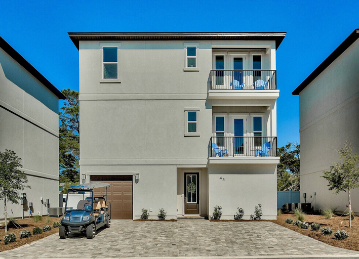 Exterior & Views 2, Naut On The Clock NEW Luxury, Walton