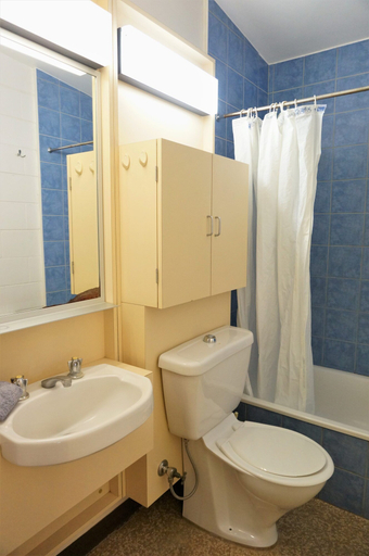 Bathroom 4, 4 Page Street, Exmouth