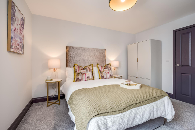 Others 4, Central Belfast Apartments: Botanic, Belfast