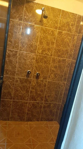 Bathroom 5, Posada Las Graditas, Compostela
