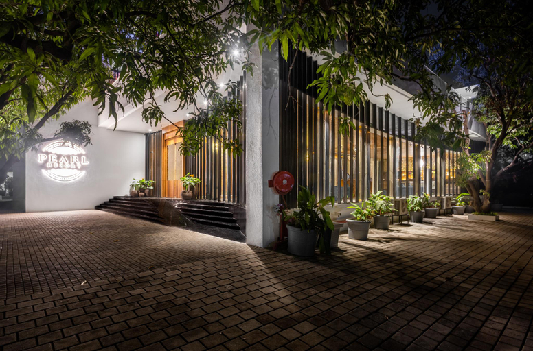 Entrance 3, Pearl Resort, Valsad