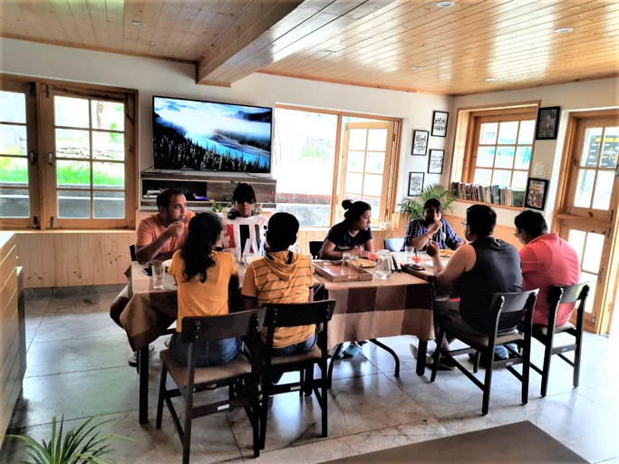 Food & Drinks 3, Camp Cedar, Kangra