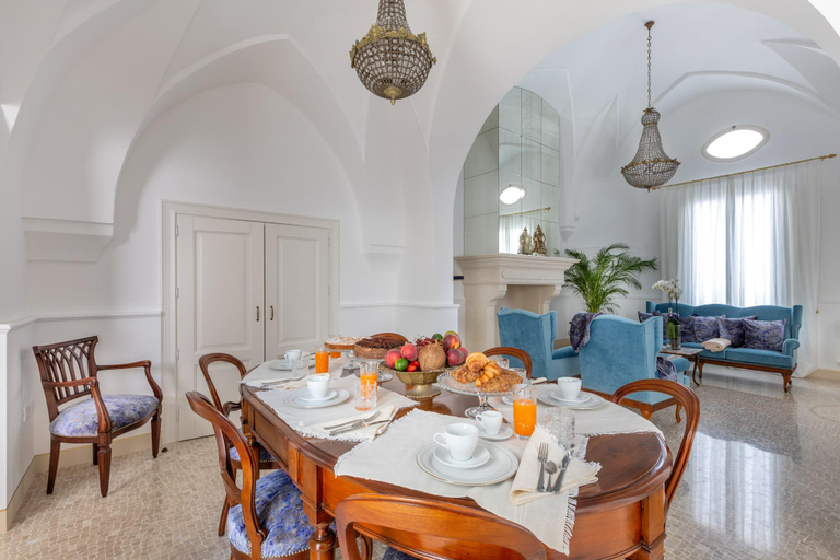 Others 4, Relais Carlo Alberto, Lecce