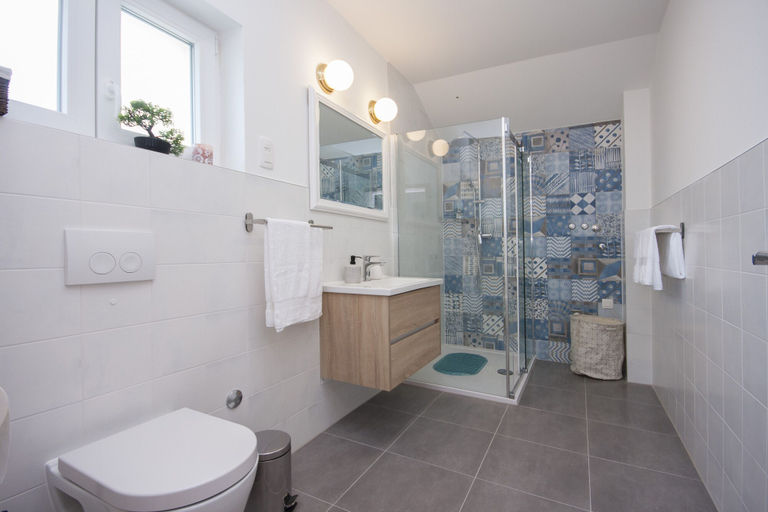Bathroom 3, Apartments Tonia, Šibenik