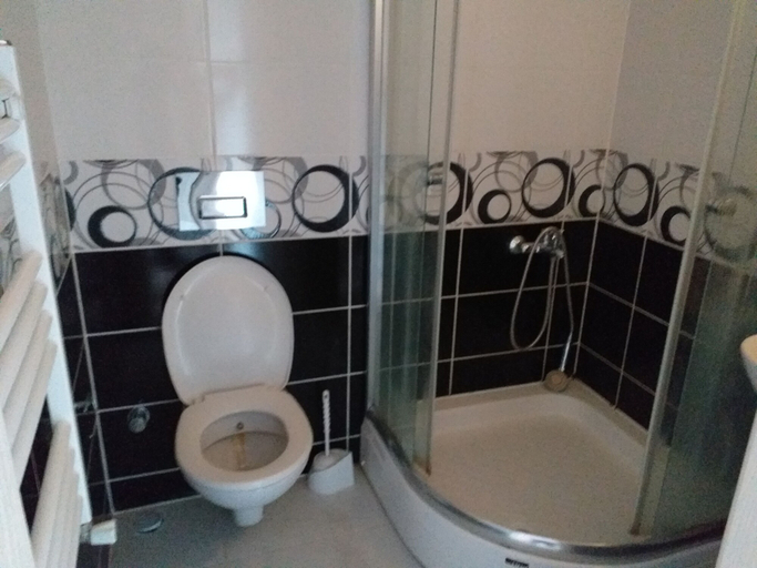 Bathroom 5, Ebru Pansiyon, Ünye
