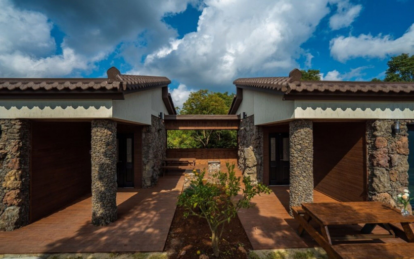 Exterior & Views, Jeju bizagot Pension(Bijarimjeom), Jeju
