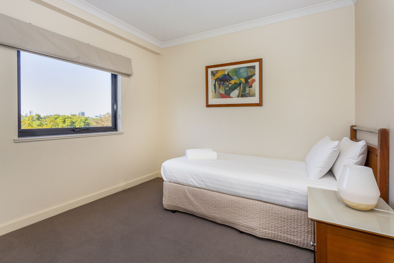 Bedroom 5, Nesuto Mounts Bay Perth Apartment Hotel, Perth