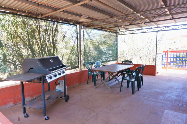 Public Area, 4 Page Street, Exmouth