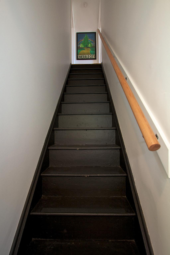 Public Area, Strahan House, sleeps 9, Garden, Netflix, Wifi, Hobart