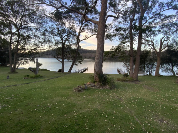 Others 4, LAKES EDGE LAKE CONJOLA, Shoalhaven - Pt B