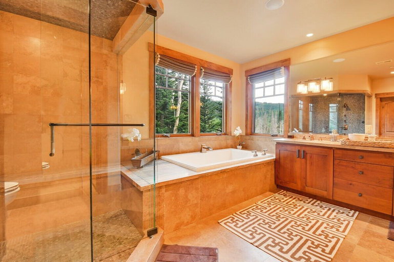 Bathroom 4, Lost Boulder Chalet, Summit