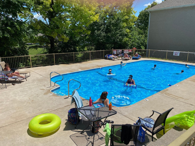 Sport & Beauty, Club D-12 in Branson, Taney