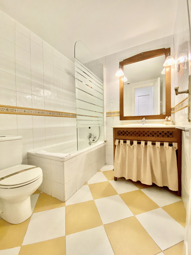 Bathroom 4, Malasana Madrid - Apartamento de 1 dormitorio, Madrid