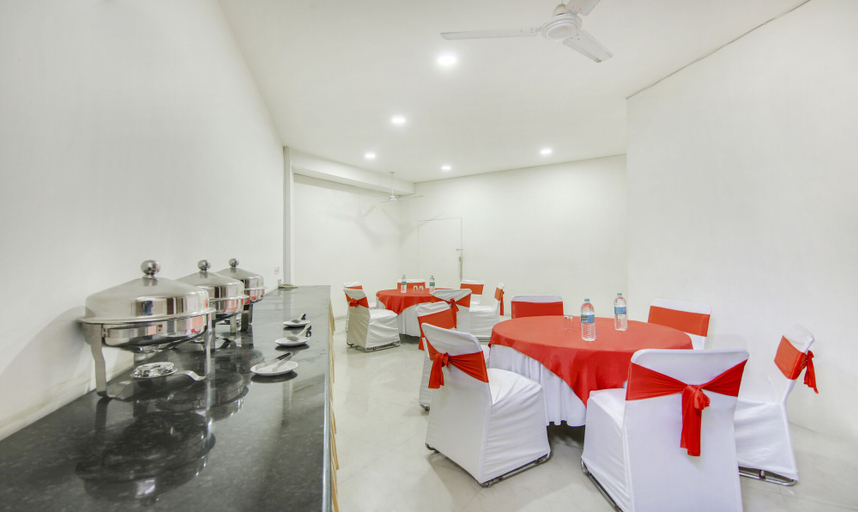 Food & Drinks 5, Treebo Trip The Primero Hotel, Gurgaon