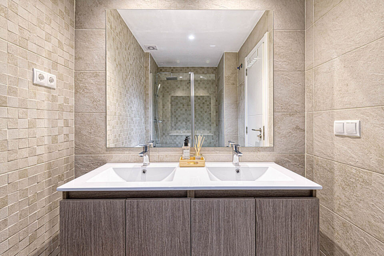 Bathroom 5, Solaga - Constancia, Málaga