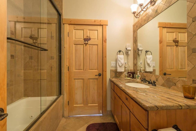 Bathroom 4, Kingswood Dr Criterion 58 - Whitney, Placer