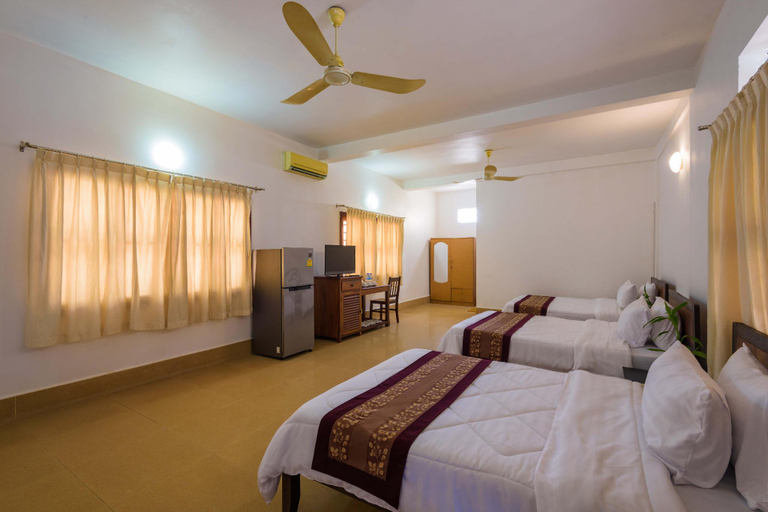 Bedroom, Heng Long Villa, Siem Reap