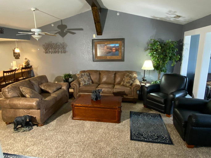 Public Area, Club D-12 in Branson, Taney