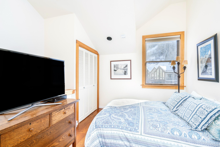 Bedroom 3, W. Pacific Ave - Plunge E, San Miguel