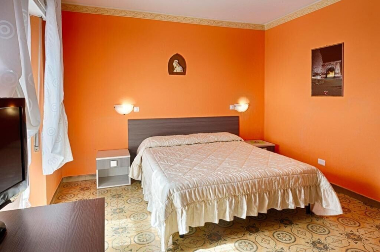 Bedroom 3, Albergo Mancuso del Voison, Aosta