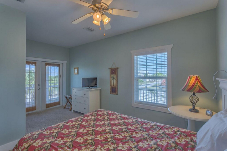 Bedroom 3, Seagrass by Pristine Properties, Gulf