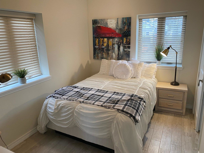 Bedroom, Downtown Loft in Branson, Taney