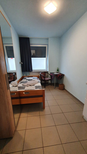 Bedroom 4, Hostel Gastehaus zum Padre, Kleve