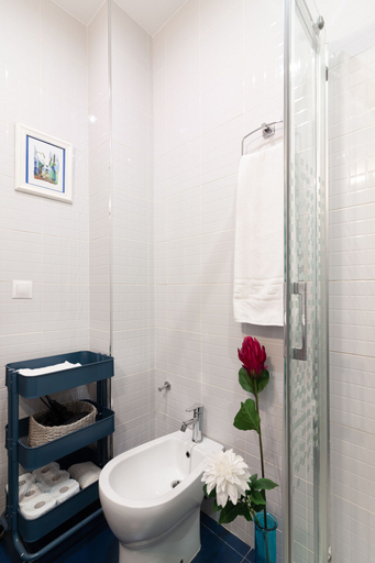 Bathroom, Sea & Wave Soho Family Apartment, Málaga