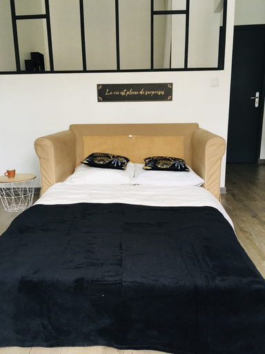 Bedroom 4, Breuil Station, Isère