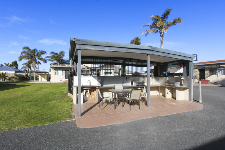 Exterior & Views 2, Unit 8 at Ocean Bridge, E. Gippsland - Bairnsdale