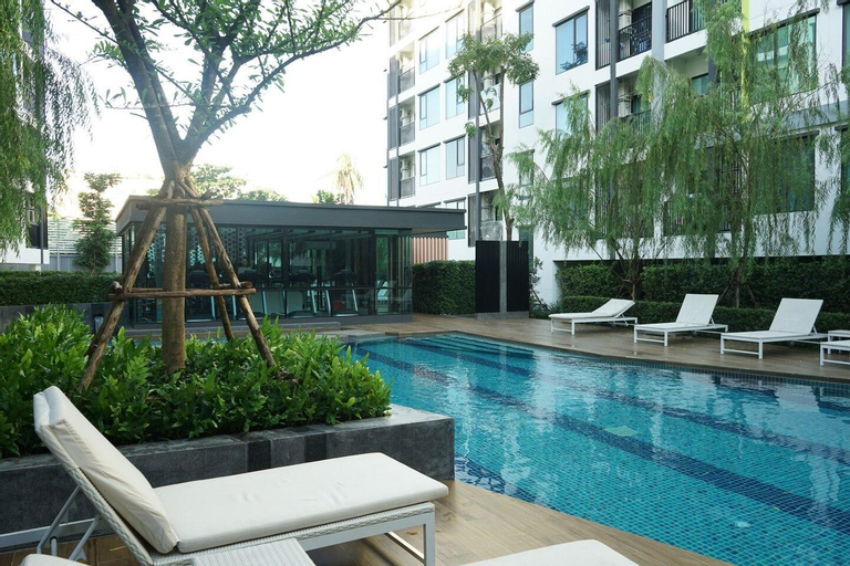 Sport & Beauty 1, Niche mono sukhumvit 50, Khlong Toey